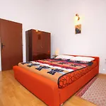 Apartamento By The Sea Marina, Trogir - 9438